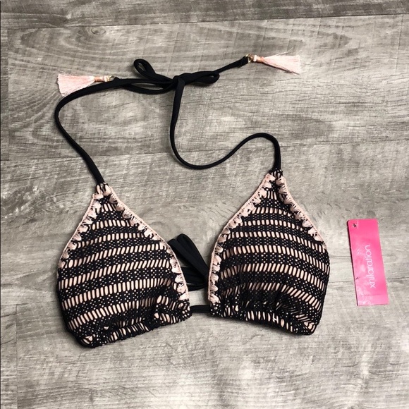 NWT Xhilaration Bikini Top Medium - Picture 3 of 7